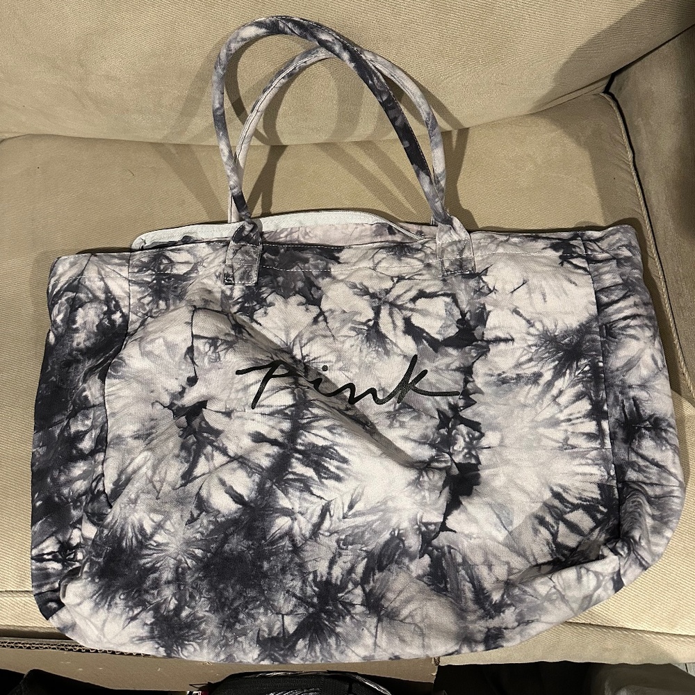 Victoria’s Secret PINK Weekender Canvas Zip Tote